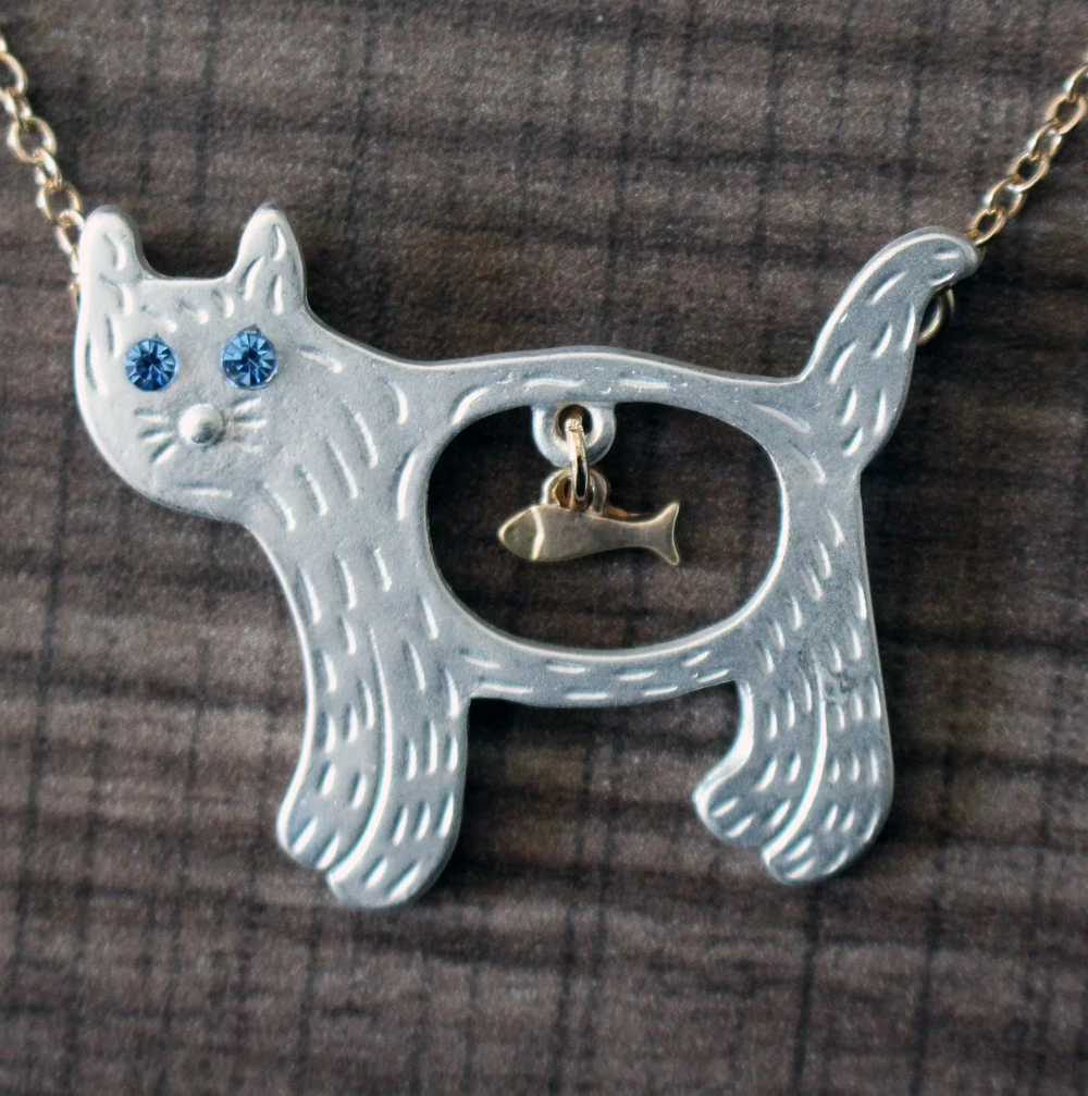 1PC fashion accessories wholesale Japanese new lovely of fish necklace sweater chain of cat food Dropshipping
