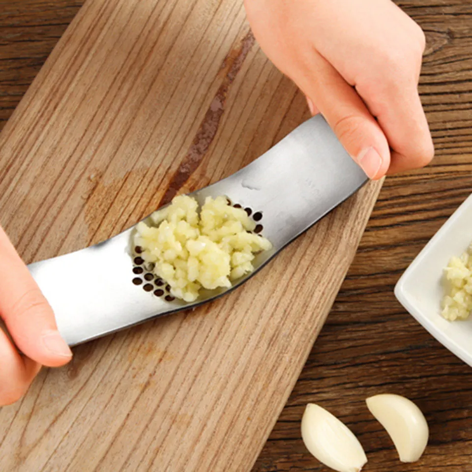 Garlic Press Stainless Steel Garlic Press Crusher Cutter Mini Garlic