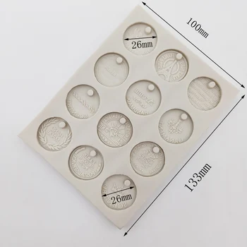 

minsunbak Badge Pendant Chocolate Silicone Mold DIY Car Pendant Decoration Making Tool Aromatherapy Hanging Piece