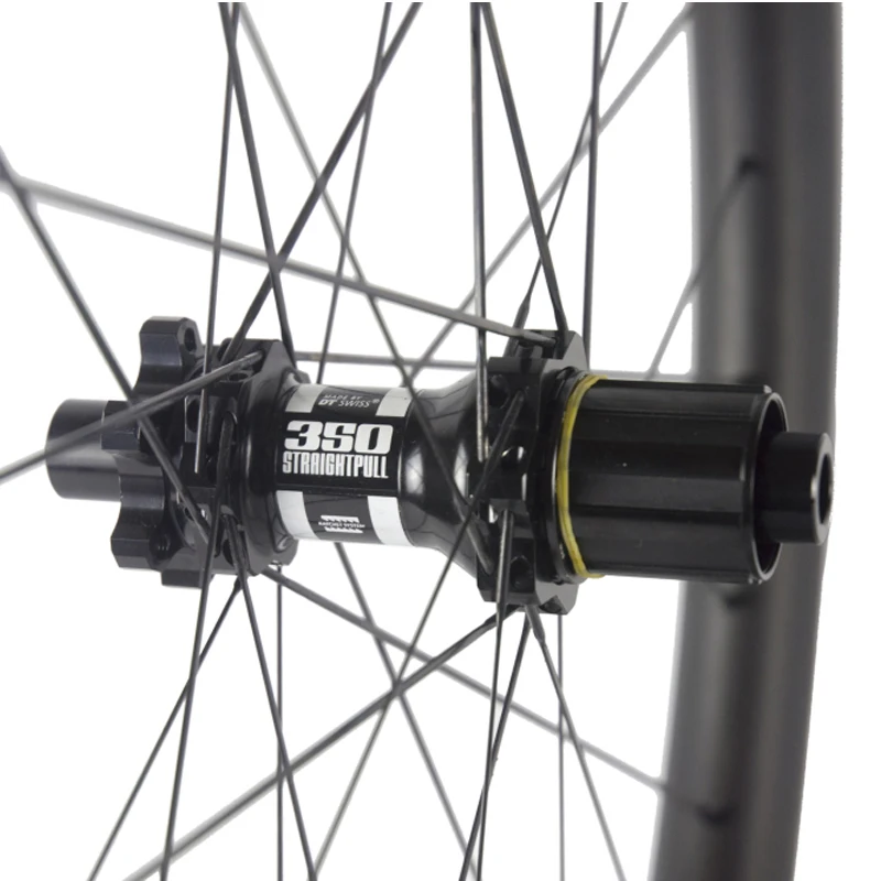 Excellent 29er carbon mtb wheelset hookless 25mm depth 27mm width with DT hub in promotion 3 Excellent 29er carbon mtb wheelset hookless 25mm depth 27mm width with DT hub in promotion 3