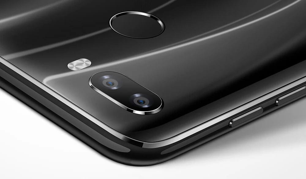 Lenovo K5 Play Global смартфон 430, 3 Гб оперативной памяти, 32 Гб встроенной памяти, Face ID 4G 5,7 дюйма Восьмиядерный процессор Snapdragon Android 8 сзади Камера 13MP 2MP мобильного телефона