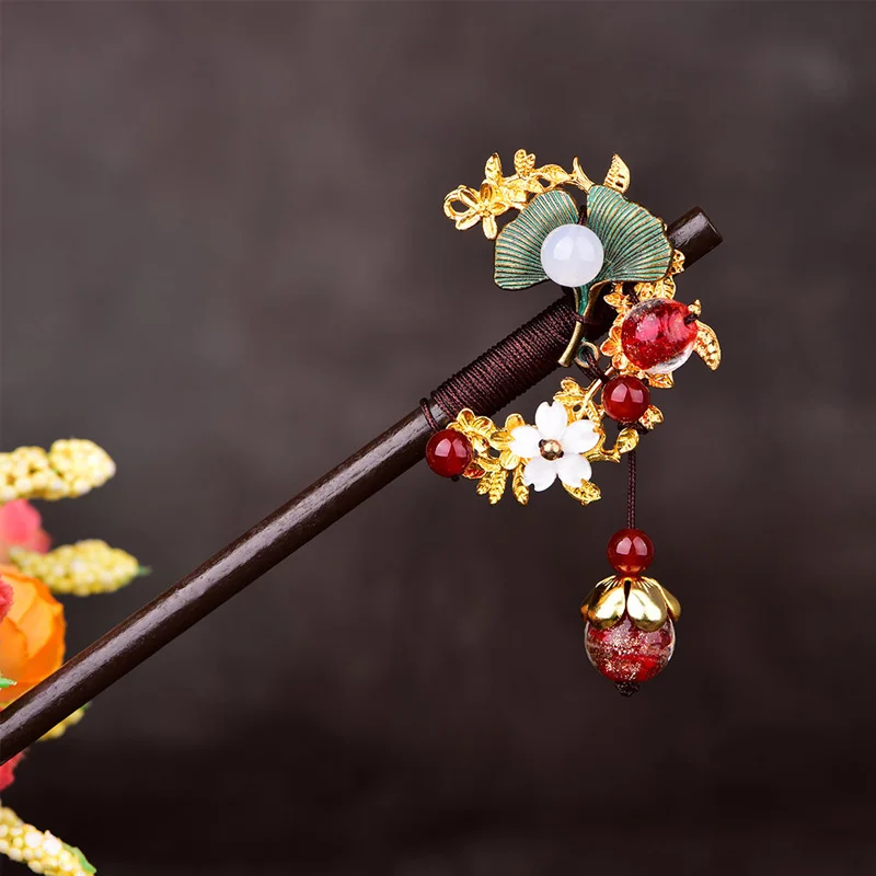 

Handmade Vintage Wood Chinese Hair Stick Pins Headpiece For Women Leaf Flower Hairpins Hair Ornaments Head Jewelry Accessories