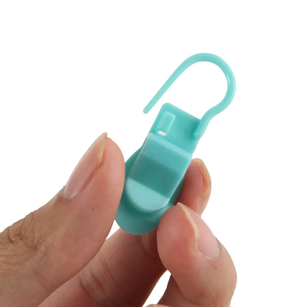 

HOT 20Pcs Knitting Crochet Locking Stitch Needle Clip Markers Holder Tools NDS66