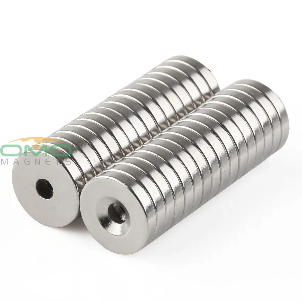 

OMO Magnetics 32pcs Strong Neodymium Round Ring Cylinder Countersunk Hole 5mm Magnets 20mm x 4mm