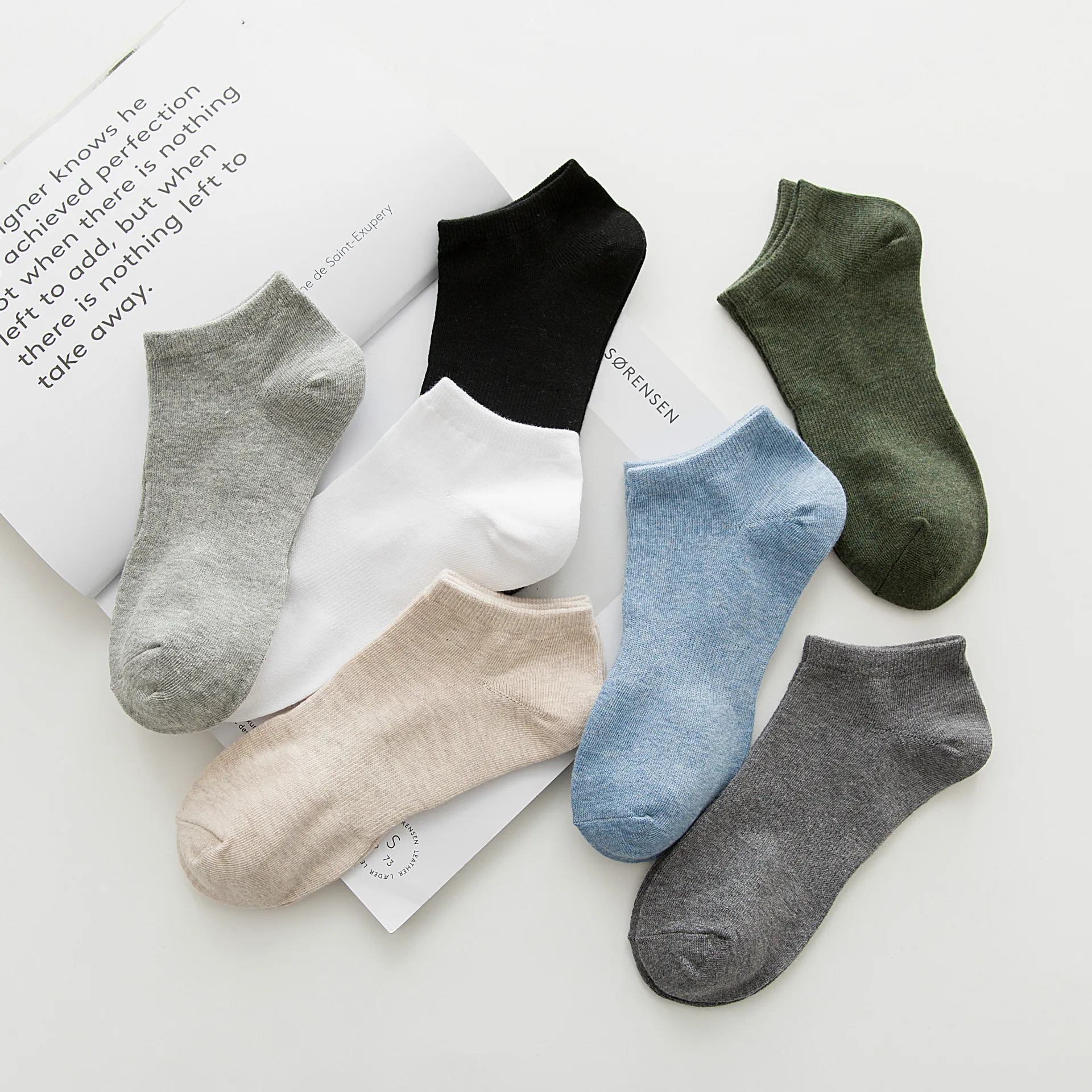 Four seasons solid color casual men socks Cotton mixed color 5 pairs of men socksin Men's Socks