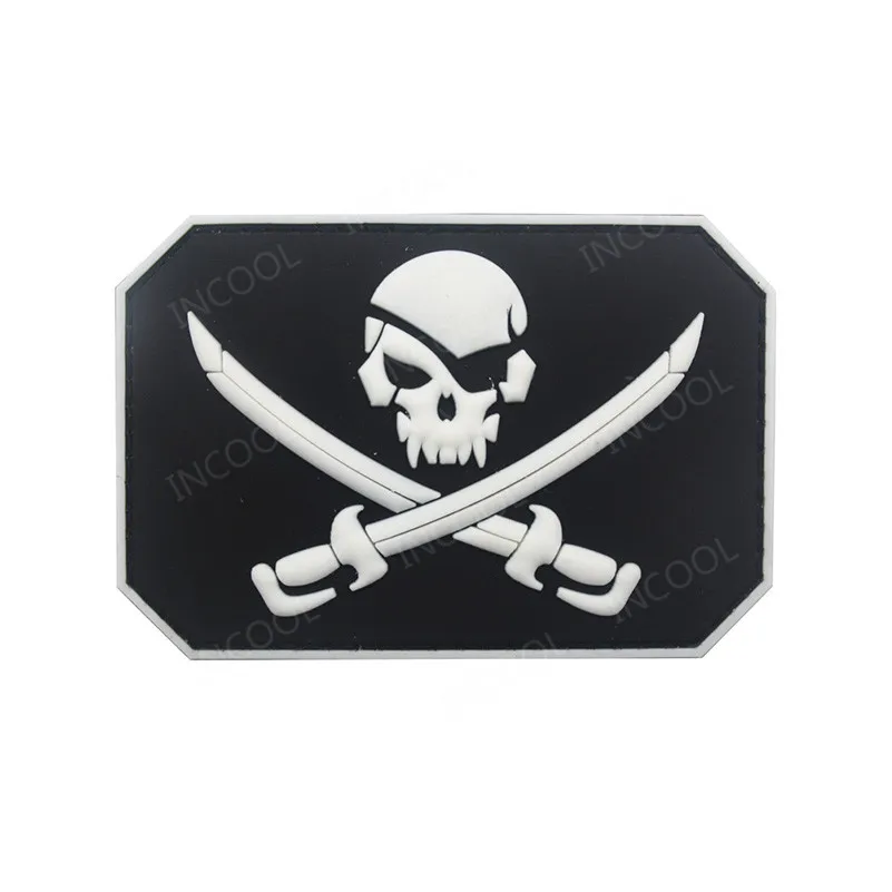 Пиратский череп нашивки 3D ПВХ тактическая, боевая, милитари нашивка с надписью резиновый флаг байкерские нашивки на фиксаторе для рюкзак для одежды сумки