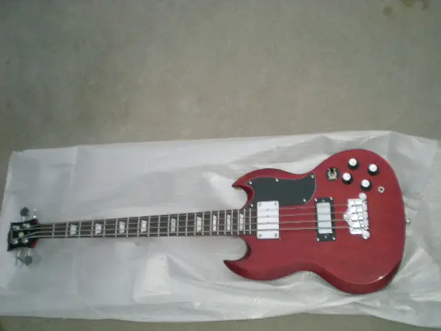 

High Quality Copy Electric Guitar Free Shipping Chinese Guitar for Beginner Professional Performance