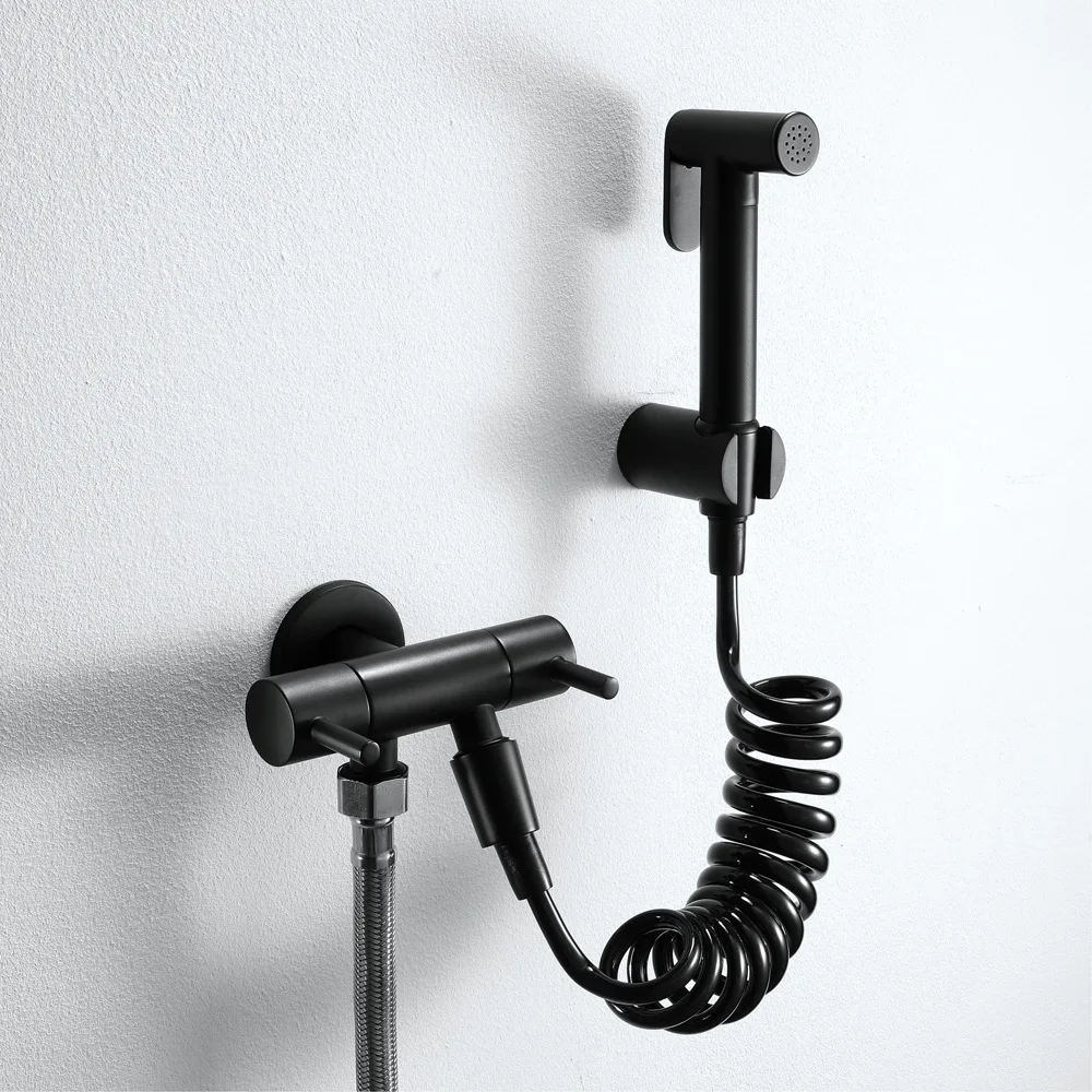 Black Brass Handheld Bidet Spray Cleaning Sprayer Toilet Bidet Faucet Shower Spray With PVC Hose Shower Holder Toilet Cleaner Black Brass Handheld Bidet Spray Cleaning Sprayer Toilet Bidet Faucet Shower Spray With PVC Hose Shower Holder Toilet Cleaner