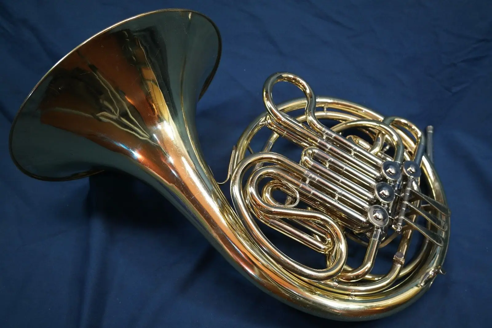Holton H 378 Double French Horn w/Case, Mouthpiecehorn buffalohorn