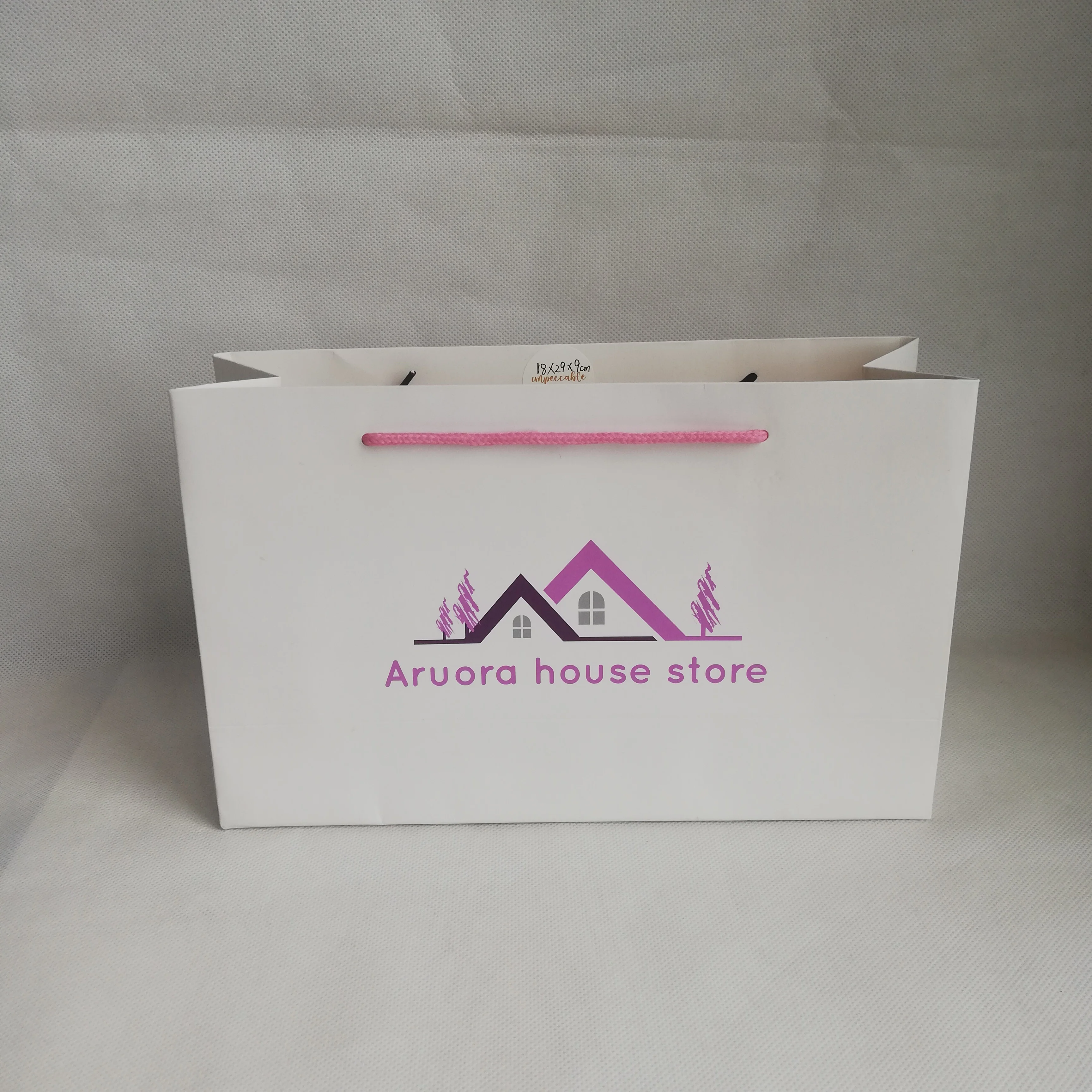 500 шт/партия, подарок на заказ, бумажные подарочные сумки, крафт-сумка для покупок с ручкой для свадьбы, дня рождения, магазин