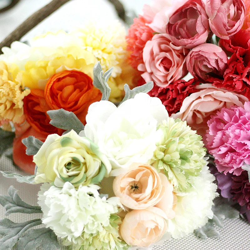 Christmas Vivid Artificial Flower Bridal Bouquet Silk artificial flowers bouquet Wedding arch flowers Roses for decoration Christmas Vivid Artificial Flower Bridal Bouquet Silk artificial flowers bouquet Wedding arch flowers Roses for decoration