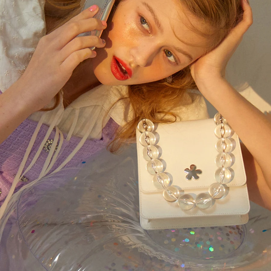 

Transparent Acrylic Chain Women's Handbags Flap Beads Women's Bag Luxury Handbags Women Bags Designer Waist Bags Purses Clutch