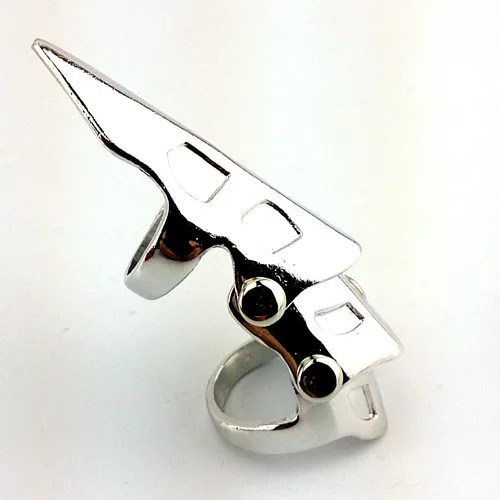 

In Random Circle Drive 2cm Random Tokyo Ghoul Finger Nail Rings Decoration Ornament Animation Action Figure Free Shipping