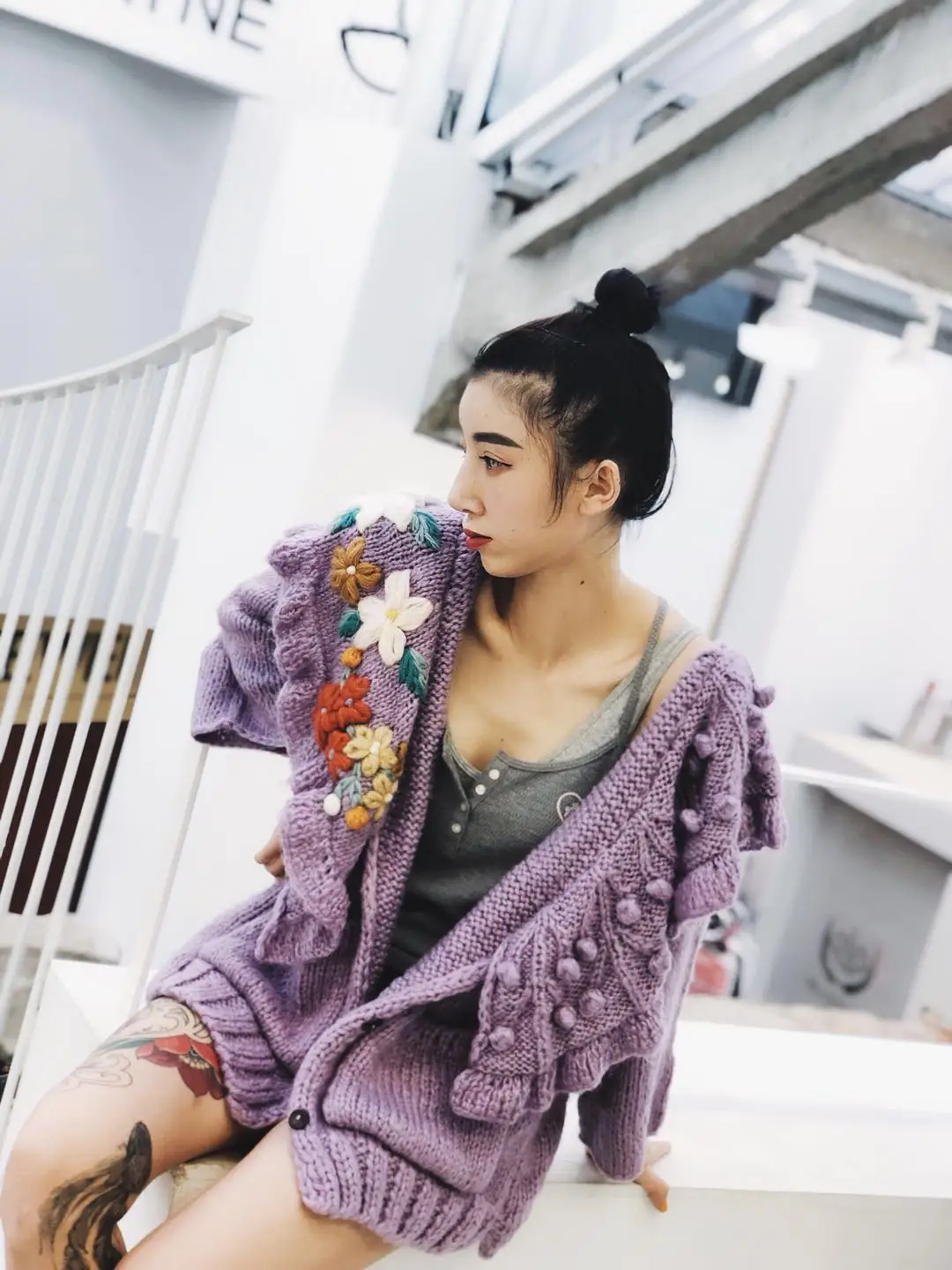 

2018 Real V-neck Jumper Poncho 2019 Spring New Women's Sweater Cardigan Handmade Hook Flower Three-dimensional Loose Knit Women