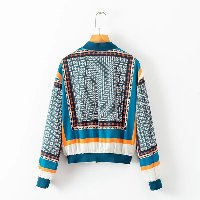 VOGUEIN جديد إمرأة عارضة هندسية طباعة سستة خفيفة الوزن منفذها سترة معطف الجملة