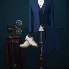 Итальянский Стиль Темно-синие жениха Смокинги для женихов 3 предмета Slim Fit Мужские Свадебные Пром ужин Костюмы(куртка+ Брюки для девочек+ жилет) мужской костюм