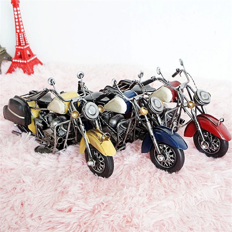 

Metal Retro Motorcycles Model 3 Colors Iron Motorbike Toys for Kids Birthday Gift Home Table Decoration Collection Crafts