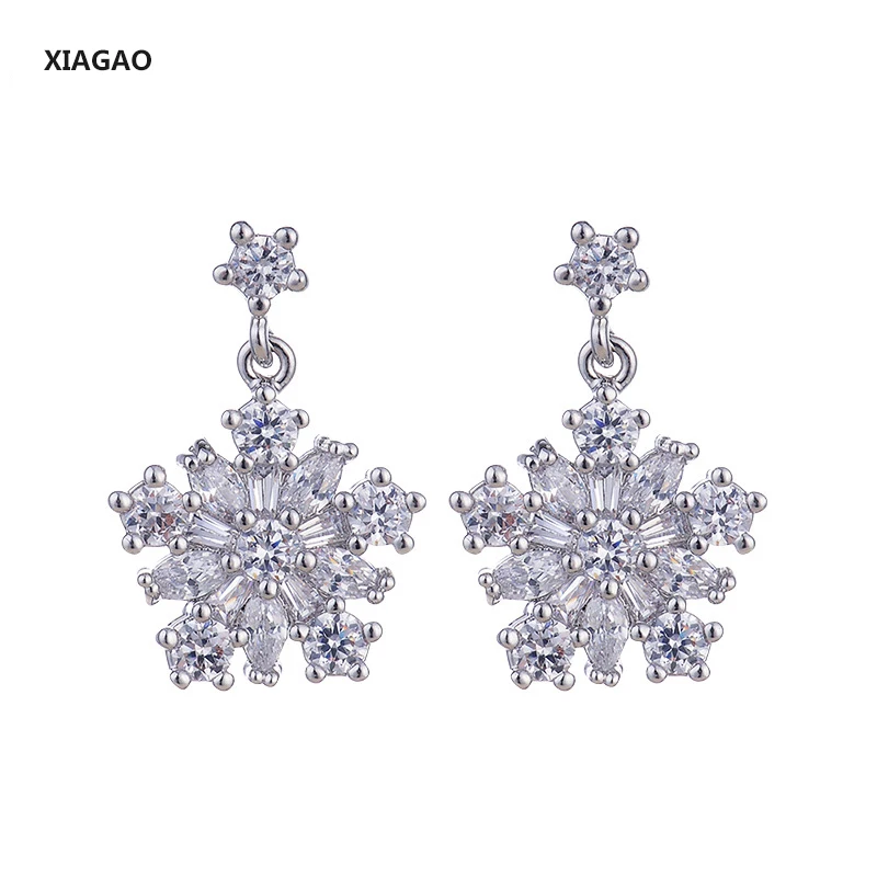 

XIAGAO Luxury Jewelry AAA cubic zirconia Big Stud Flower Silver Needle Earrings wedding bridal dress