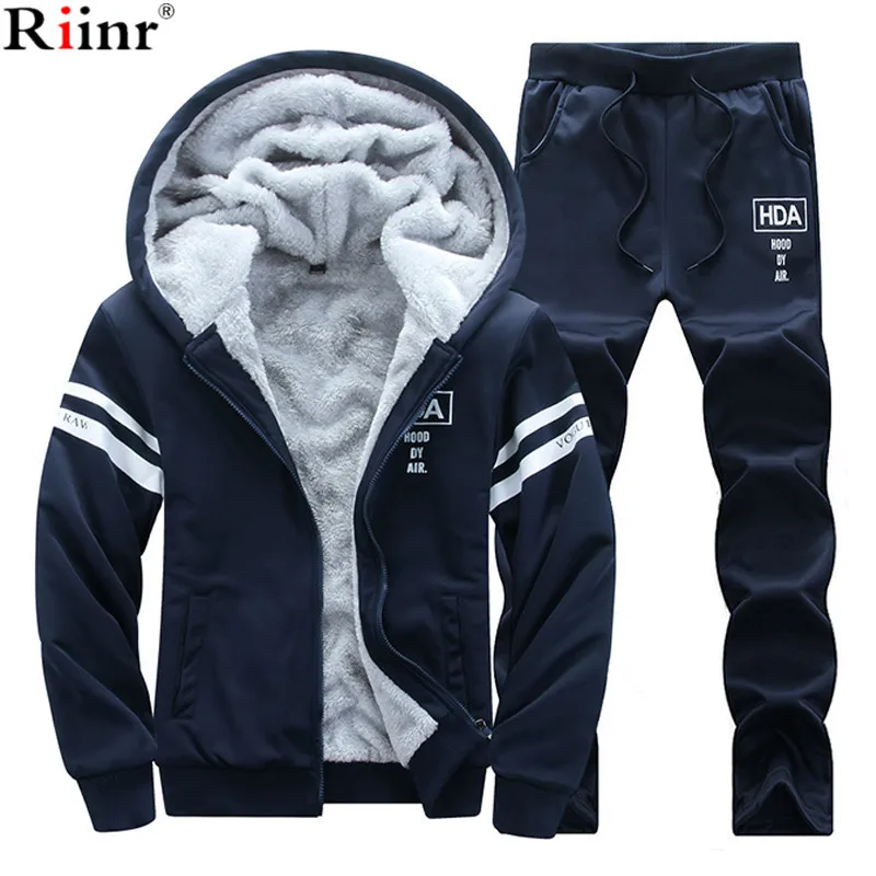 Riinr 2017 Fashion New Arrival Men's Sportwear Sets Winter Casual Hoodies Two Piece Sets Printing Solid Color Sporting Suit Men Riinr 2017 Fashion New Arrival Men's Sportwear Sets Winter Casual Hoodies Two Piece Sets Printing Solid Color Sporting Suit Men