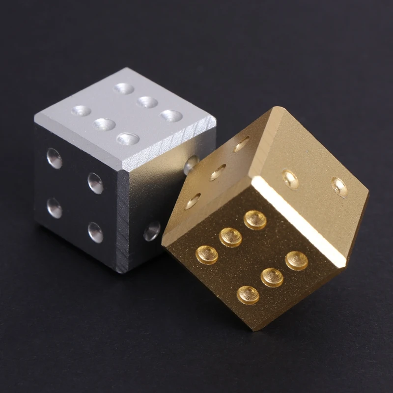 

Gold Silver Aluminum Metal Dice Club Bar Drinking Playing Game Tool 16X16X16mm #35/10L
