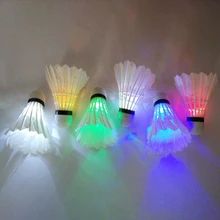 4 pièces coloré LED Badminton volant balle volants badminton plume plume lueur dans la nuit en plein air Sport accessoires(China)