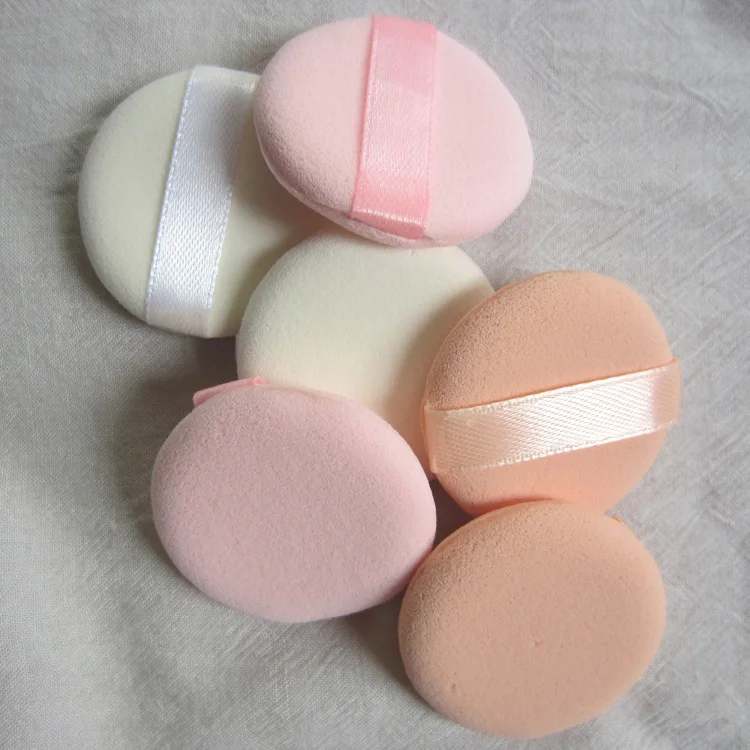 Brand New Facial Sponge Makeup Cosmetic Powder Puff Dia 4cm Free