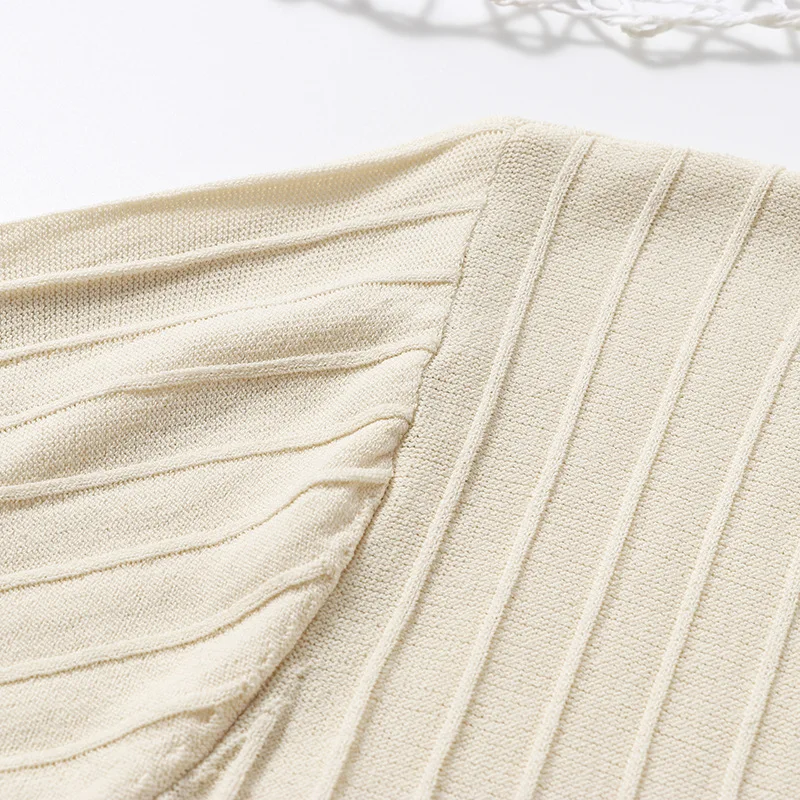 11080998649_760976477