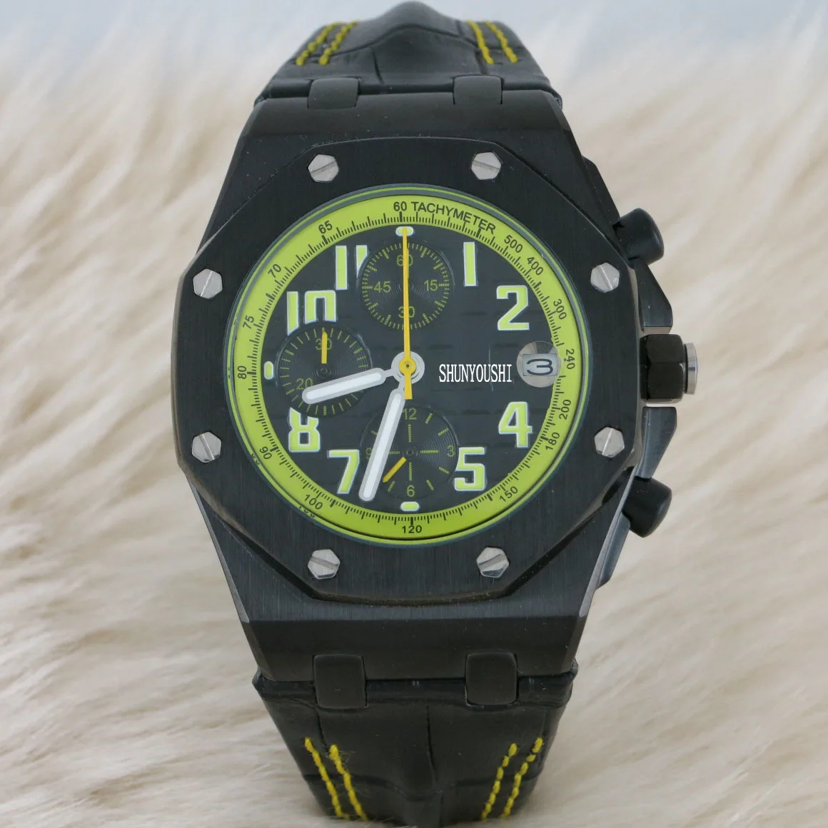 

WG06395 Mens Watches Top Brand Runway Luxury European Design Quartz Wristwatches
