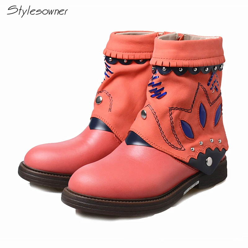 

Stylesowner Women Handmade Rivets Western Short Boots Zipper Floral Casual Ankle Boots Platform Thick Sole Fit Wear Botas Mujer