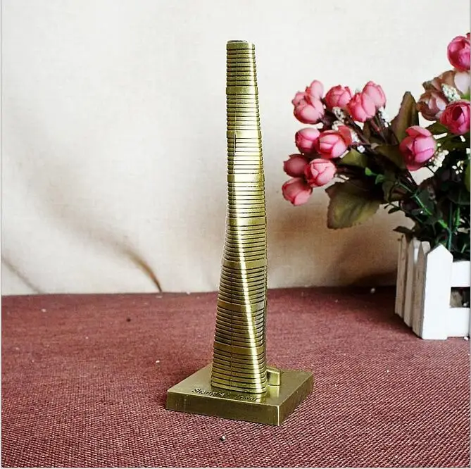 

Antique Bronze Shanghai Global Center Jinmao Building Model Figurine World Famous Landmark Architecture For Home Decor Souvenirs