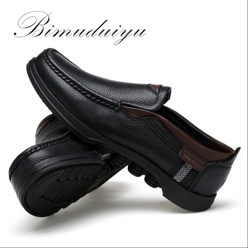 Kopen BIMUDUIYU Herfst Winter Nieuwe Plus Size Lederen Mannen Casual Schoen Deodorant Ventilatie Britse business Platte Schoenen Voor Mannen