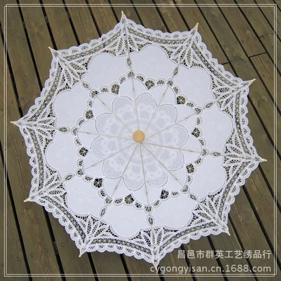 Деревянный Вышивка белый кружевной Зонты Свадебный деревянный вал хлопок ткань зонтик радиус 48 см Свадебный зонтик и вентилятором комплект