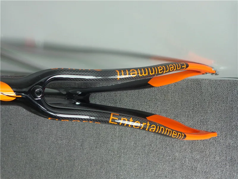 Cheap Full Carbon Frame 700C Road Racing Bike Frame and Fork Internal Cable Bicycle Frame Road bicicleta,telaio bici da corsa carbonio 4 Cheap Full Carbon Frame 700C Road Racing Bike Frame and Fork Internal Cable Bicycle Frame Road bicicleta,telaio bici da corsa carbonio 4