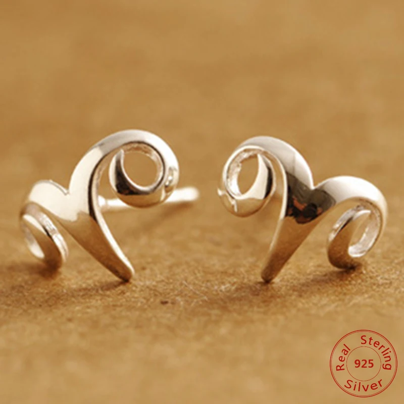 

2019 New Popular 925 Sterling Silver Fashion Jewelry Simple Aries Sheep Head Shaped Exquisite Female Earrings