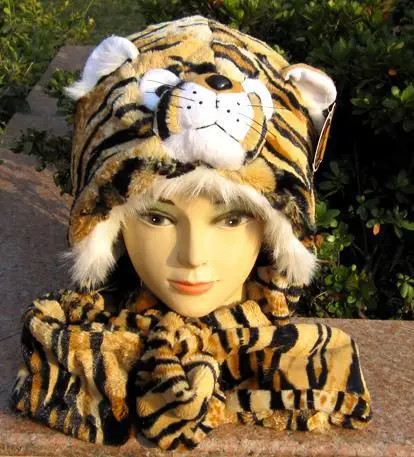 Модные милые новые плюшевые шапки с животными тигровые леопардовые мягкие теплые шапки с рисунком длинный шарф/перчатки зимние шапки - Цвет: Зеленый