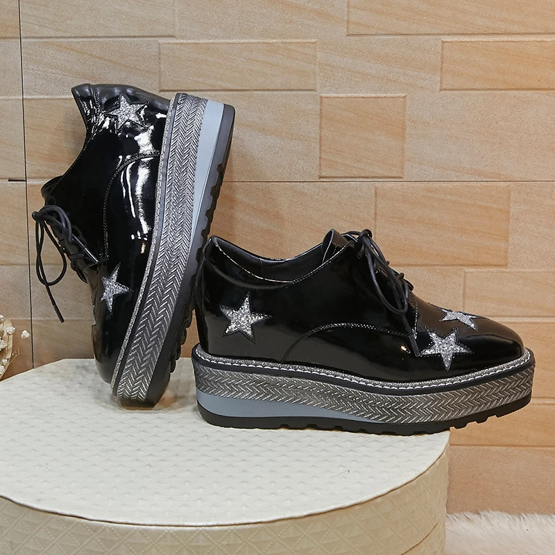 Bimolter/весенние модные кожаные Лоскутные женские туфли на платформе со звездами; женские повседневные туфли на шнуровке в свободном стиле; женская обувь на плоской подошве; NB075