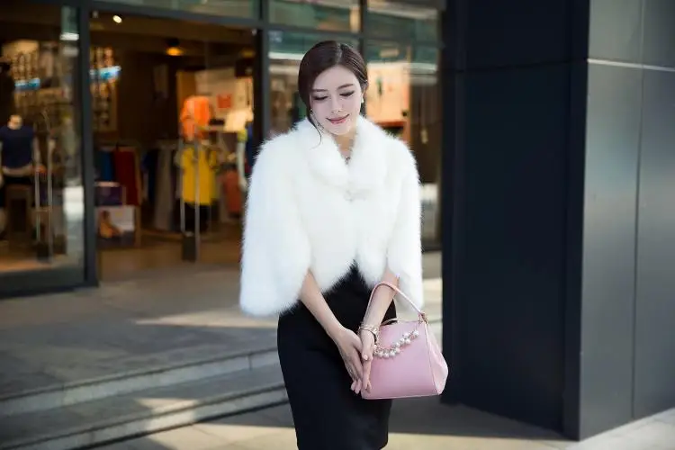 artificial fur coat Women Sexy Faux Fox Fur Winter Feminino Coats For Weddin Party Warm White Short Mink Fur Coats G453
