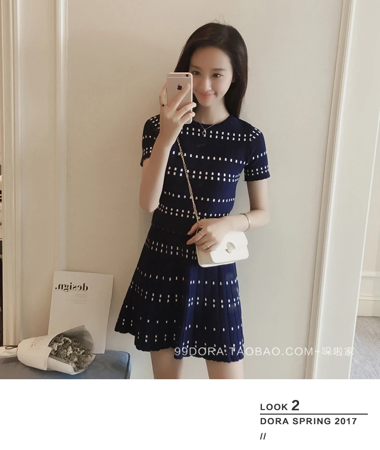 women's sets New Fashion Women's Spring Thin Knitted Striped Crop Top and Mini Skirt Suit Set Two-piece Girl's Skirt Summer Clothing Sets sweat suits women