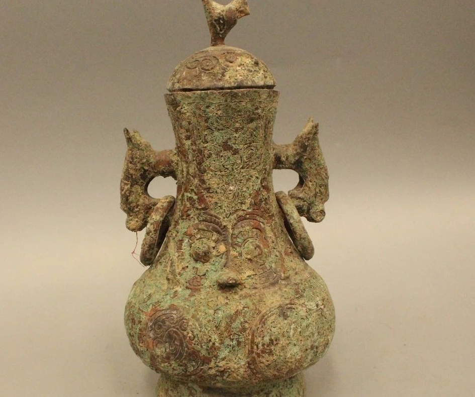 

11" Old China Chinese Dynasty Palace Bronze Beast Handle Vase Pot Jar Crock