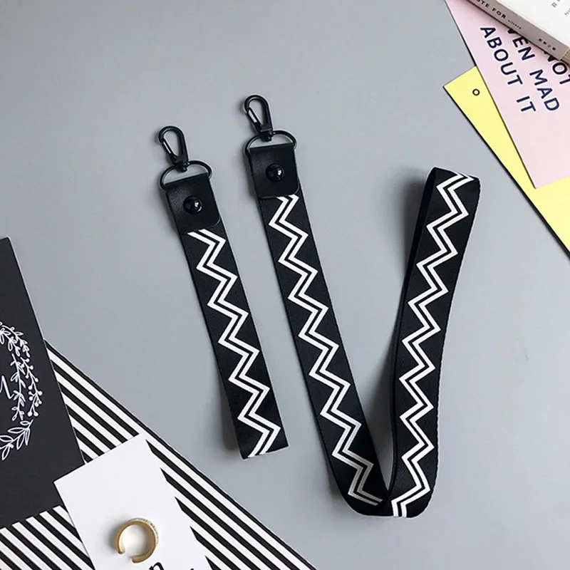

NEW Mobile Phone Universal Neck Wrist Lanyards Fashion Patterned Multi-function Strap for Keys ID Card Sport Lanyard Keychain