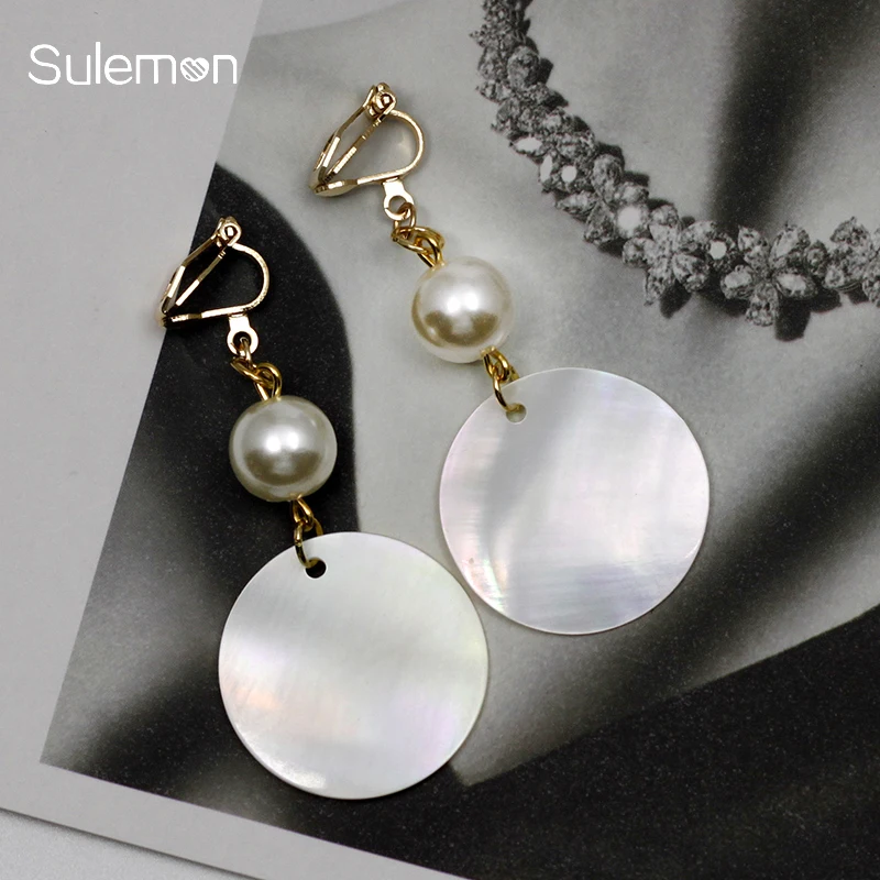 

Natural Shell Earrings Non Pierced Ear Clips Simulated-Pearl White Shell Clip Earrings Without Piercing Women Jewelry SHE35