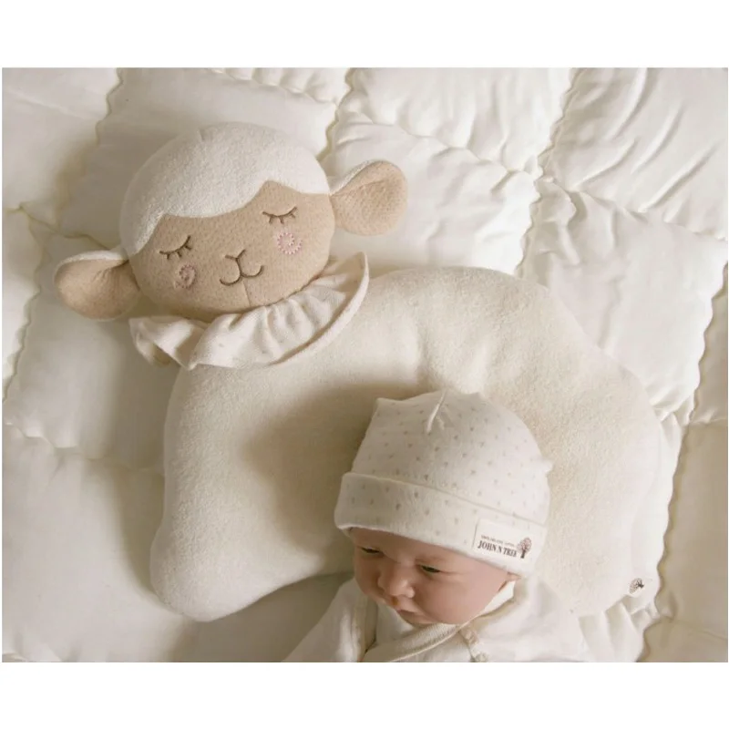 New Baby Pillow Cartoon lamb Lion Kid Toys Sleeping Shaping Pillow Yastik Baby Neck Protection Pillows Memory Nursing Pillow