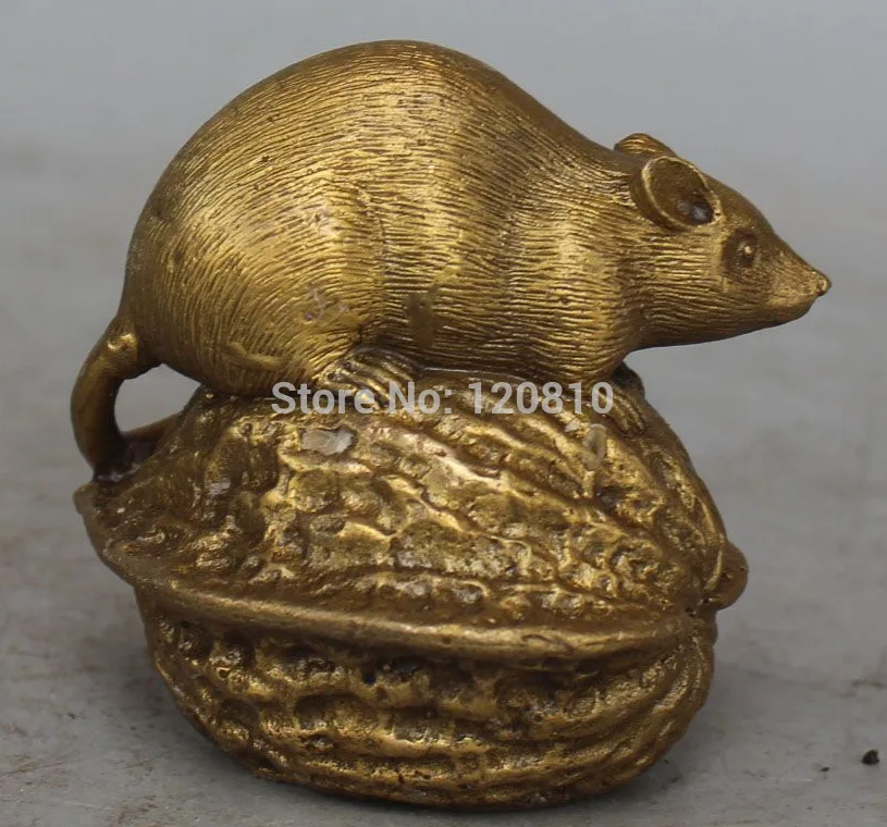 

10CM Chinese Bronze Carving Fengshui Wealth Walnut Zodiac Animal Mouse Statue