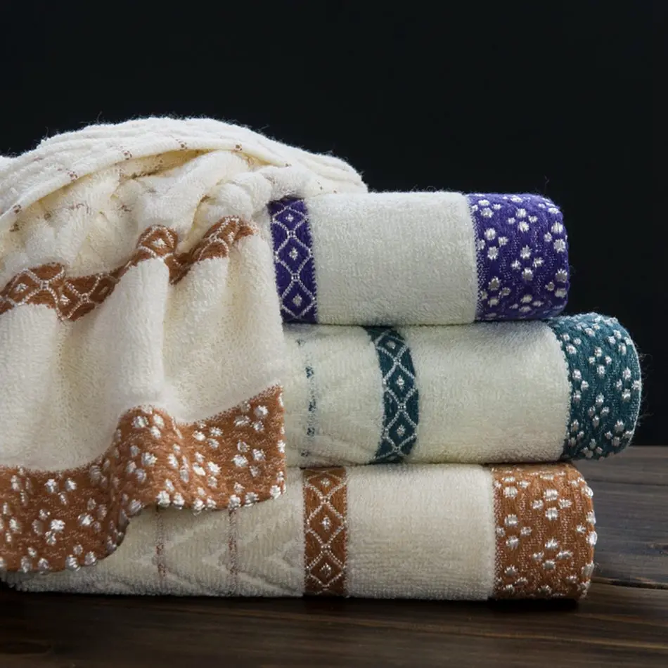 new 2017 high quality pure cotton towel, comfortable soft, delicate
