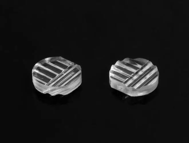 

#PIHC-8 High quality Laser Lens, Crosshair lens, 110 degree, Clean surface, Lens Size: 8X2.1mm, PMMA materials