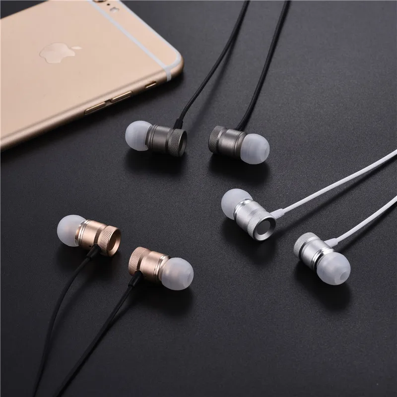 Professional Earphone Metal Heavy Bass Music Earpiece for LG PRADA 3.0 P940 / Versace Unique fone de ouvido