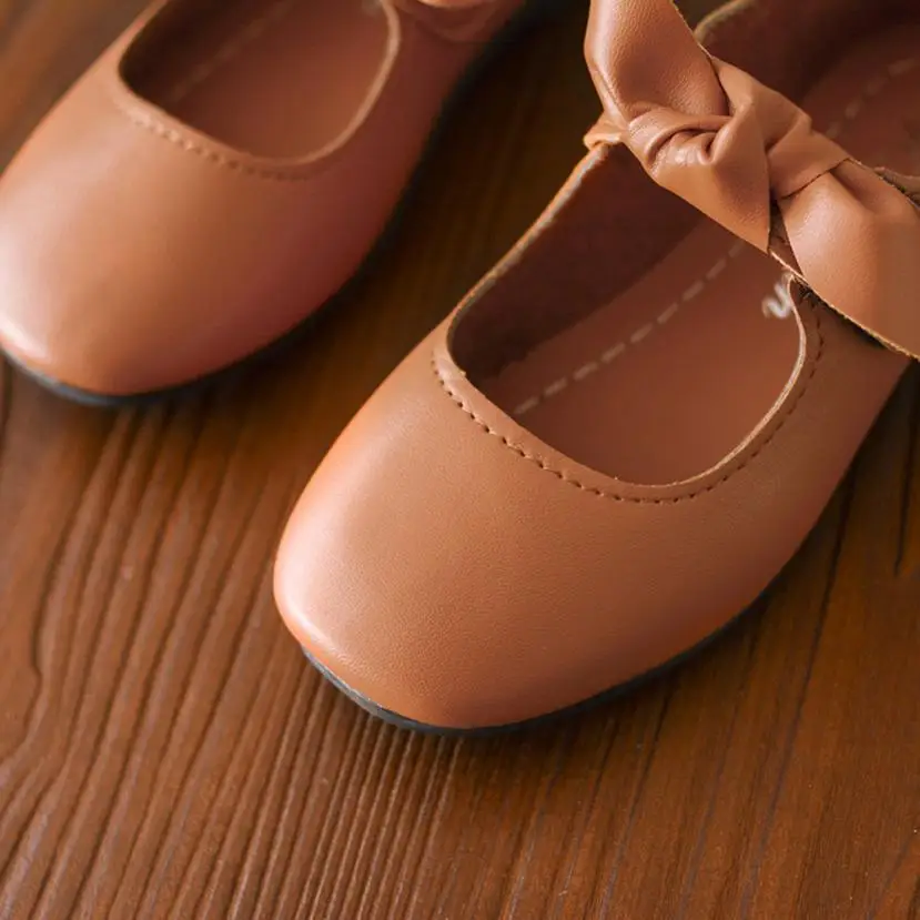 الأطفال الصيف أحذية الاطفال حذاء طفل الفتيات حذاء قماش الأميرة Bowknot الرقص Nubuck جلد حذا فردي للسيدات بو أحذية من المطاط