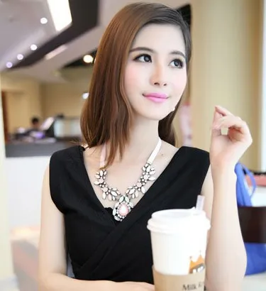

Min Order 5USD (Mix Item) SBY0061 New Style Fashion Pearl Choker Statement Necklaces Pendents