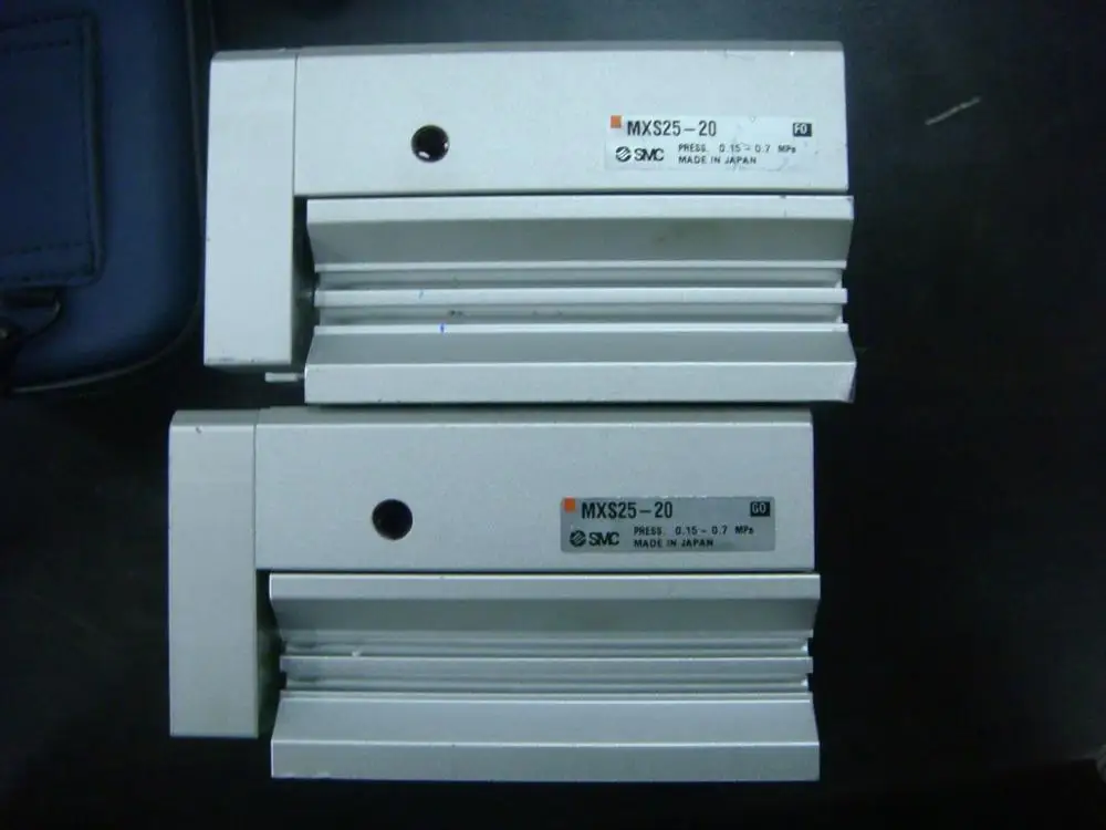 

[SA] Positive! Japan SMC slide cylinder MXS25-20 9 into new 4 real spot