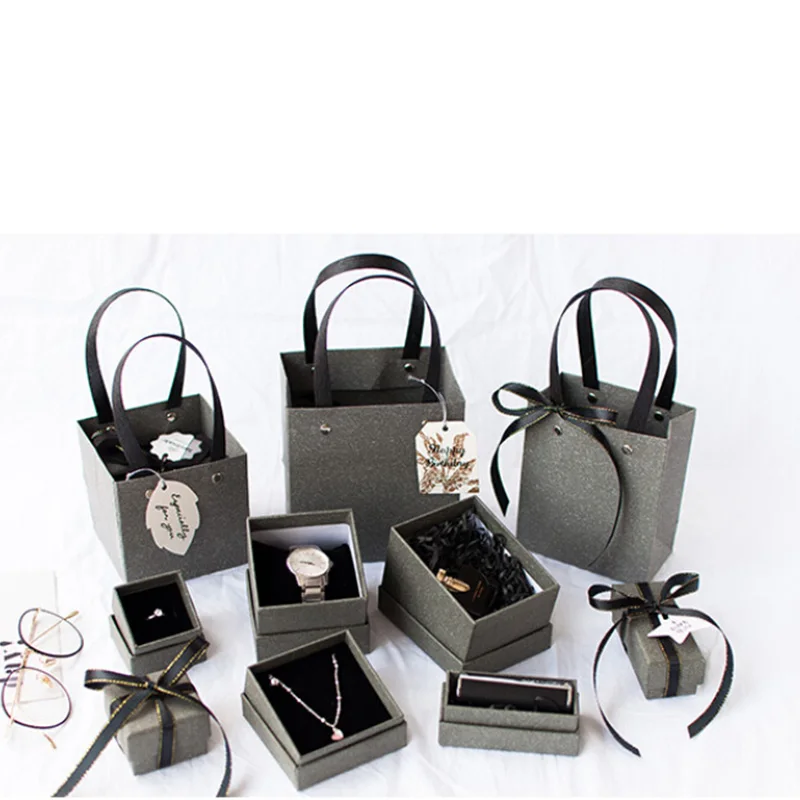 B (11)